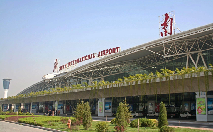 长坡镇空运济南机场