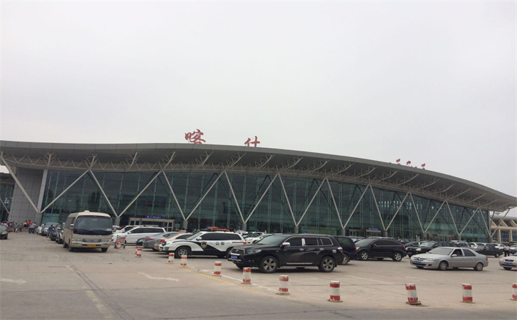 椰林镇航空货运喀什机场